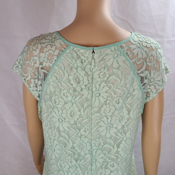 New York & Company Stretch  Women's (M) Mint Green Lace Sleeveless Sheath Dress - Picture 7 of 12